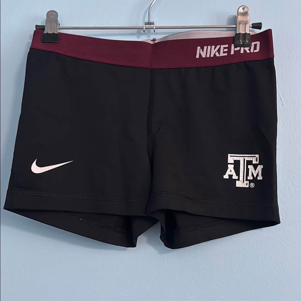 Nike Black and Red Athletic Shorts Compression Fit Texas A and M